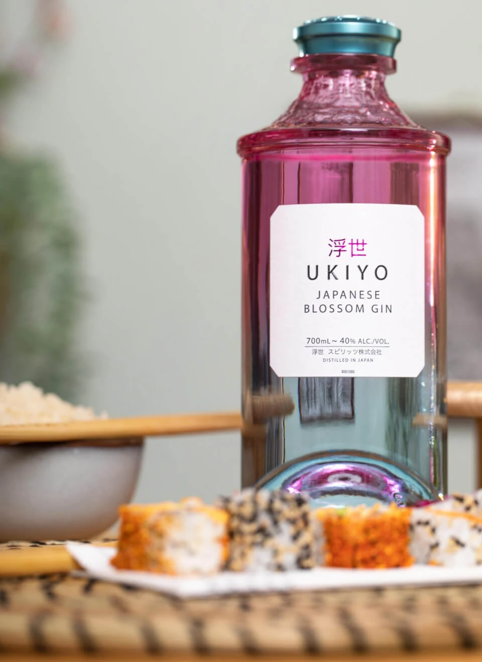 Ukiyo Japanese Blossom Gin 0,7 Liter - Image 2
