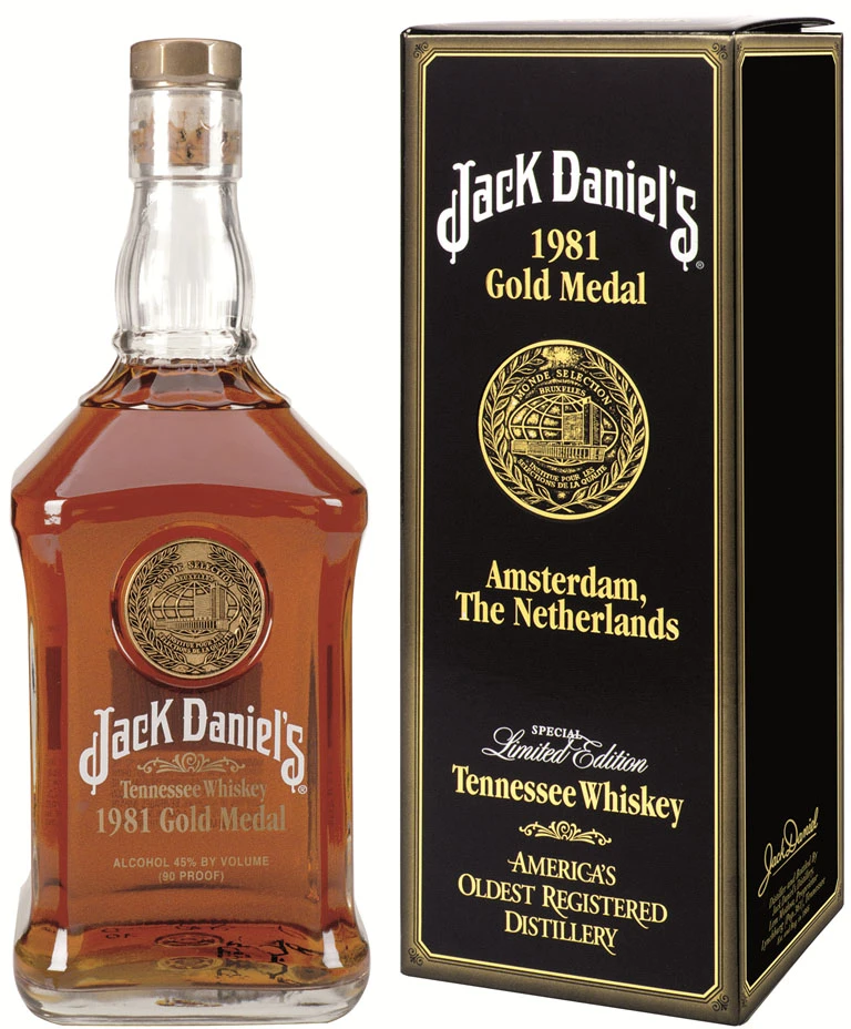 Jack Daniels Whiskey 1981 Gold Medal 1 Liter
