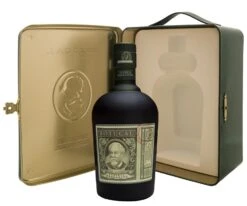 Ron Botucal Reserva Exclusiva Im Koffer 0,7 Liter